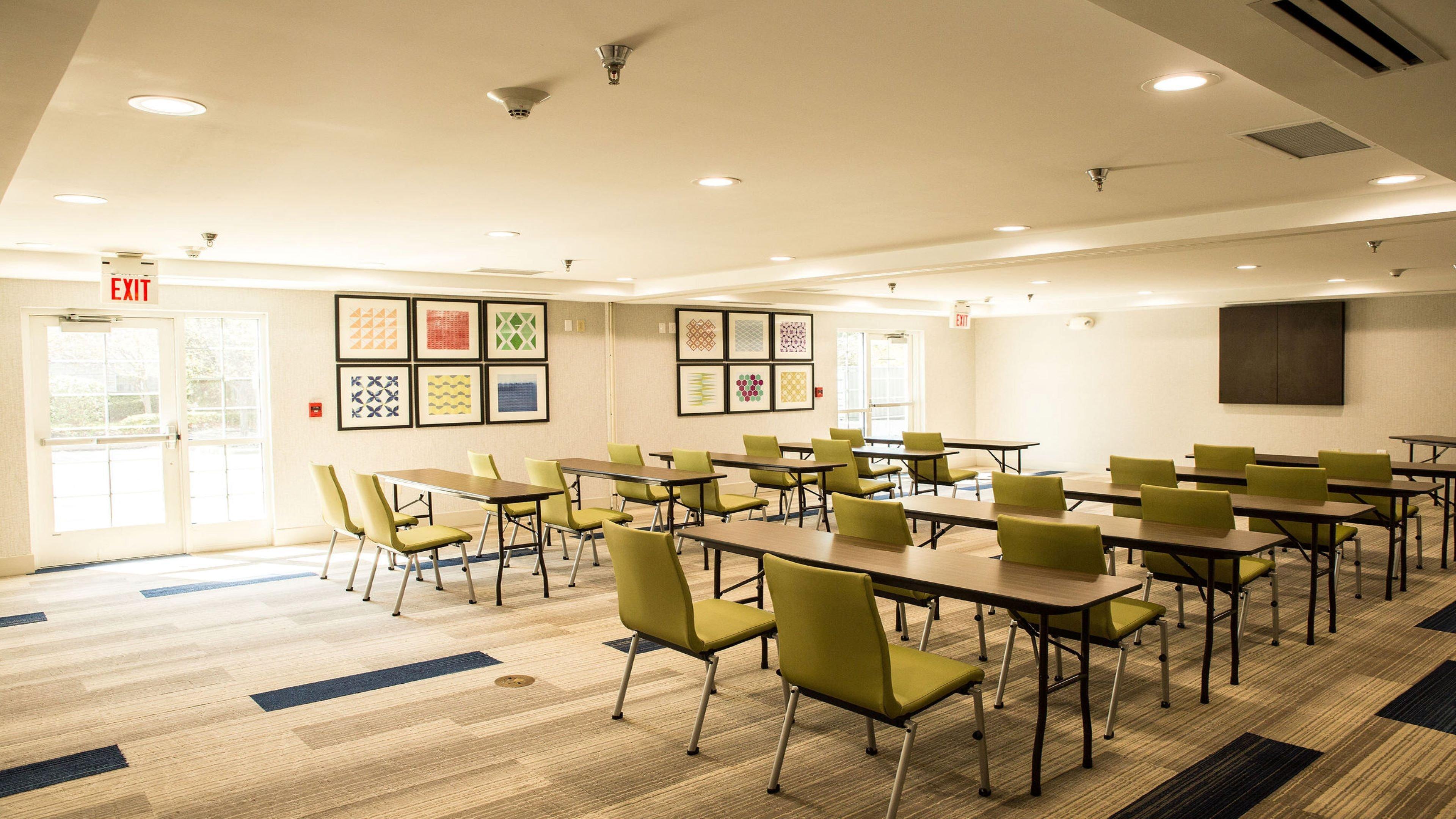 Holiday Inn Express - Columbus - Dublin By Ihg Exterior foto