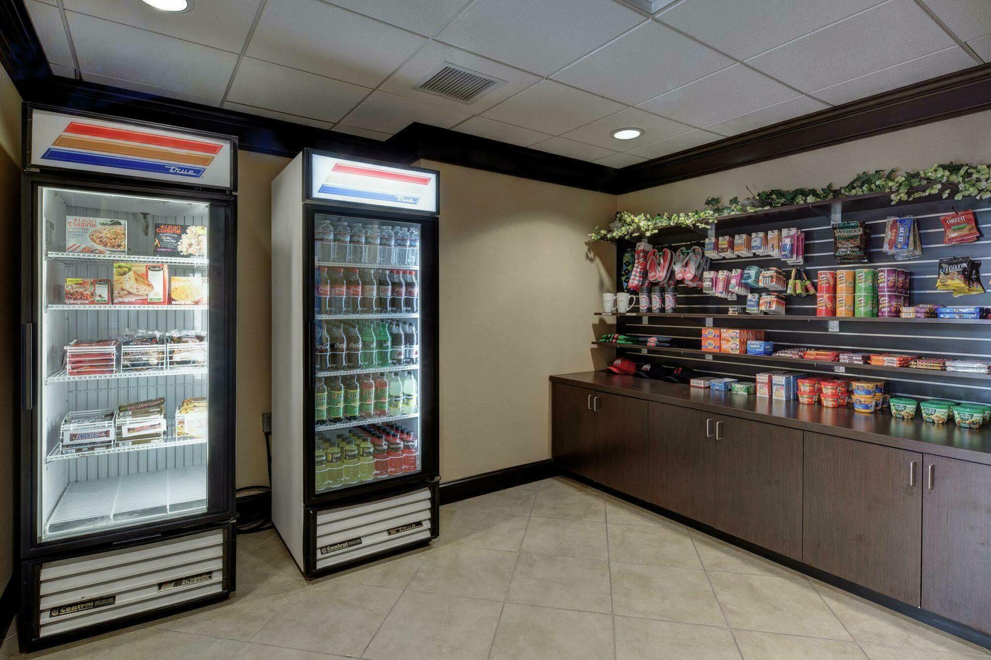 Holiday Inn Express - Columbus - Dublin By Ihg Exterior foto